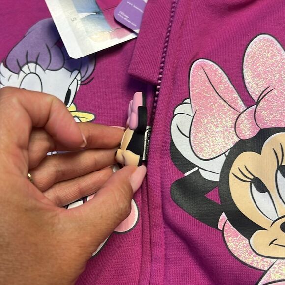 MINNIE MOUSE AND DAISY DUCK COMFY ZIP UP HOODIE - Picture 3 of 5